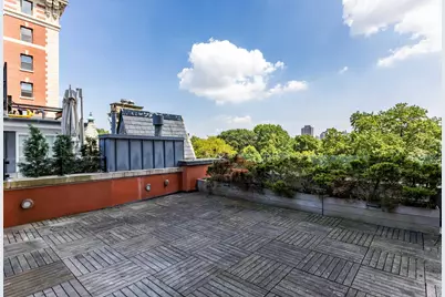 247 Central Park W, New York City, NY 10024 - Photo 22