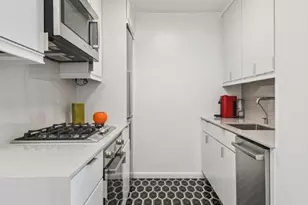 330 3rd Ave, New York City, NY 10010 - Photo 8