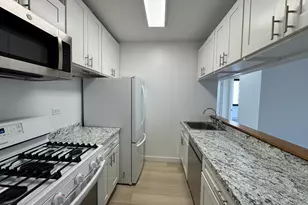 377 Rector Pl, New York City, NY 10280 - Photo 20