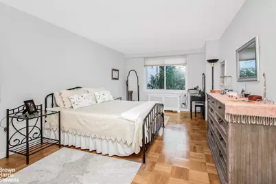 3333 Henry Hudson Parkway #2R, New York City, NY 10463 - Photo 6