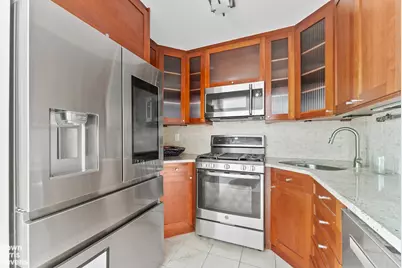 222 E 80th Street #4G, New York City, NY 10075 - Photo 4