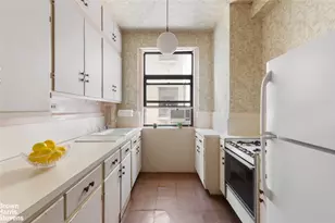 310 W 86th St, New York City, NY 10024 - Photo 10