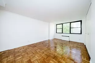 420 E 51st St, New York City, NY 10022 - Photo 4