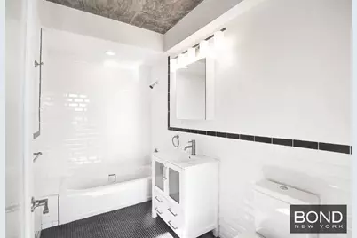 12-02 Astoria Boulevard #4B, New York City, NY 11102 - Photo 4