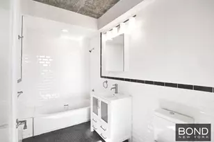 12-02 Astoria Blvd, New York City, NY 11102 - Photo 4