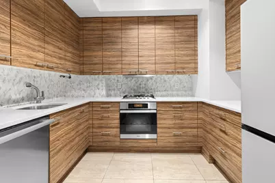 150 Central Park S #910, New York City, NY 10019 - Photo 2