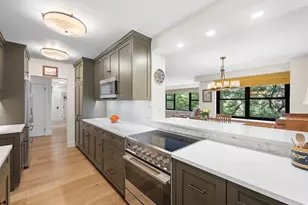 1065 Park Ave, New York City, NY 10128 - Photo 4