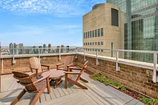 333 E 45th St, New York City, NY 10017 - Photo 8