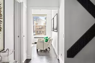 180 W 58th St, New York City, NY 10019 - Photo 6