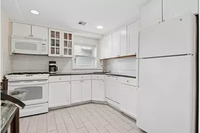 96-15 165th Avenue, New York City, NY 11414 - Photo 16