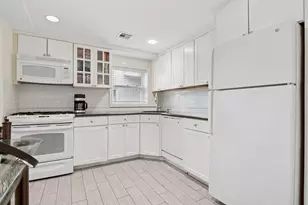 96-15 165th Ave, New York City, NY 11414 - Photo 16