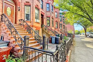 614 St Johns Pl, New York City, NY 11238 - Photo 32