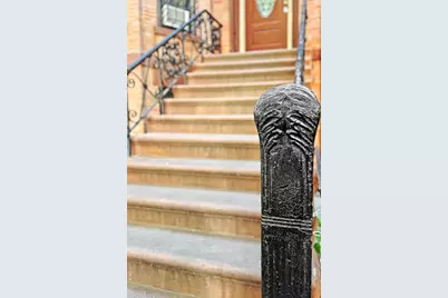 614 St Johns Place, New York City, NY 11238 - Photo 30