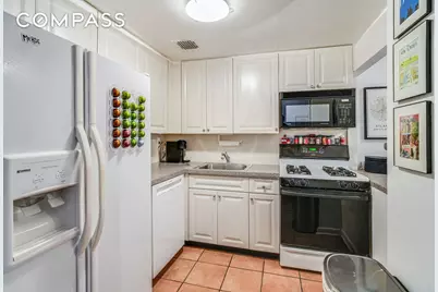 170 E 88th Street #6D, New York City, NY 10128 - Photo 6