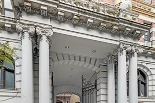 305 W 98th St, New York City, NY 10025 - Photo 2