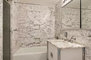 425 E 58th St, New York City, NY 10022 - Photo 16