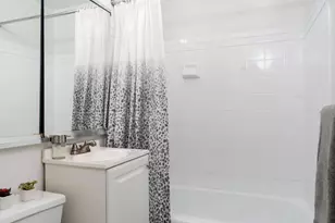 376 West St, New York City, NY 10014 - Photo 8