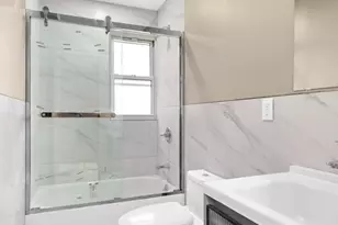 33-38 153rd St, New York City, NY 11354 - Photo 10