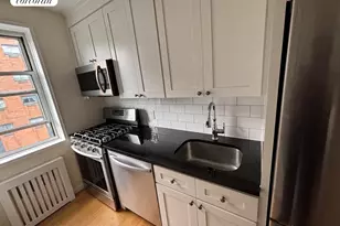 170 W 23rd St, New York City, NY 10011 - Photo 8