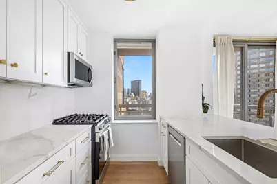500 W 43rd Street #37A, New York City, NY 10036 - Photo 6