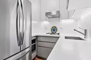 30 W 61st St, New York City, NY 10023 - Photo 4