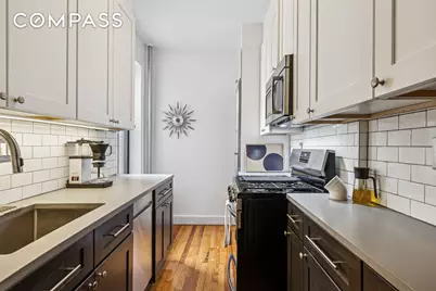 60 Cooper Street #5J, New York City, NY 10034 - Photo 4