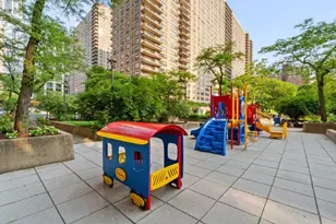 165 West End Ave, New York, NY 10023 - Photo 30