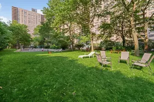 165 West End Ave, New York, NY 10023 - Photo 24