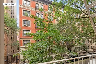 326 W 83rd Street #2D, New York City, NY 10024 - Photo 6