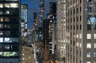 60 E 55th St, New York City, NY 10022 - Photo 20