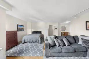 101 W 12th St, New York City, NY 10011 - Photo 4