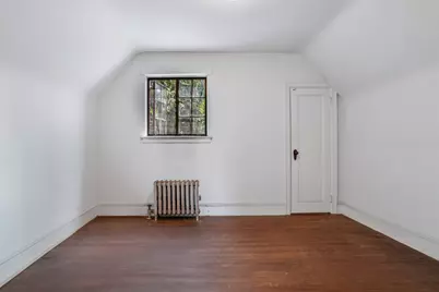 176-15 Croydon Road, New York City, NY 11432 - Photo 36