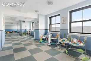 1 Hanson Pl, New York City, NY 11243 - Photo 20