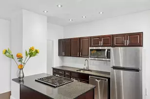 345 Montgomery St, New York City, NY 11225 - Photo 4