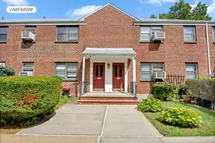21-29 Utopia Pkwy, New York City, NY 11357 - Photo 8