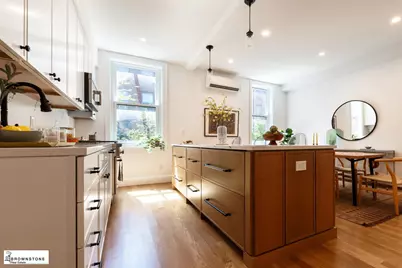 72 Verandah Place, Brooklyn, NY 11201 - Photo 2