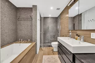 251 W 19th St, New York City, NY 10011 - Photo 10