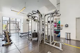 310 W 52nd St, New York City, NY 10019 - Photo 12