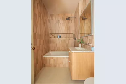 323 Clinton Street #4, New York City, NY 11231 - Photo 12