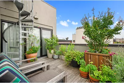 251 S 3rd Street #PHA, New York City, NY 11211 - Photo 4