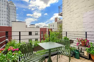 251 S 3rd St, New York City, NY 11211 - Photo 10