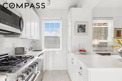 140 Cabrini Boulevard #92, New York City, NY 10033 - Photo 8