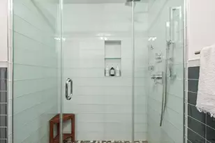 736 W 187th St, New York City, NY 10033 - Photo 8