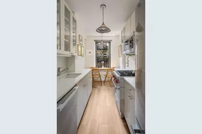 308 E 79th Street #3K, New York City, NY 10075 - Photo 4