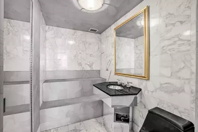 870 United Nations Plaza #28A, New York City, NY 10017 - Photo 16