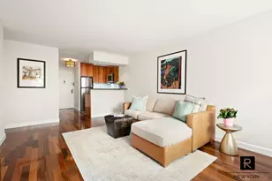 2 Charlton St, New York City, NY 10014 - Photo 2