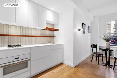 225 Central Park W #516, New York City, NY 10024 - Photo 2