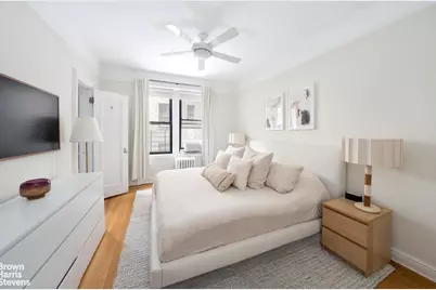 114 Clinton Street #2B, New York City, NY 11201 - Photo 6