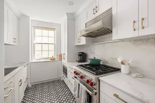 45 E 9th St, New York City, NY 10003 - Photo 10