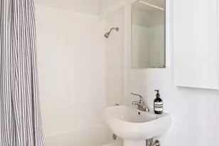 69 W 9th St, New York City, NY 10011 - Photo 8